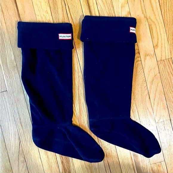 Hunter boots, fleece liner socks, size medium. Unisex. - Picture 1 of 4